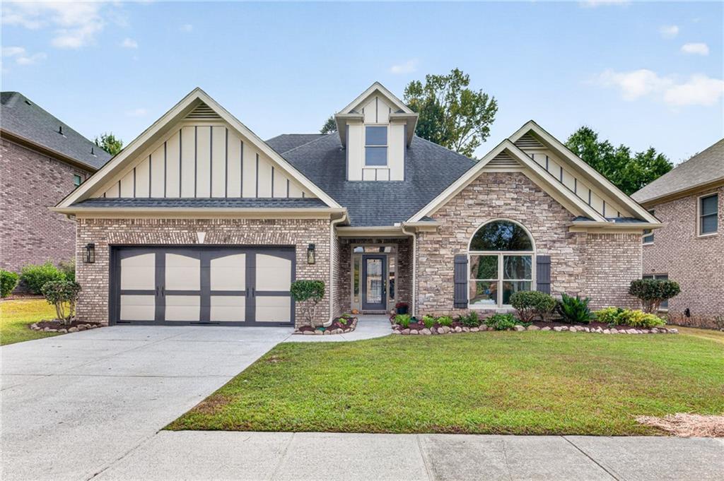 1214 Ridge Hollow Ln., Lawrenceville, GA 30043
