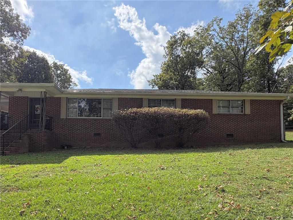 40 Summit Dr., Lindale, GA 30147