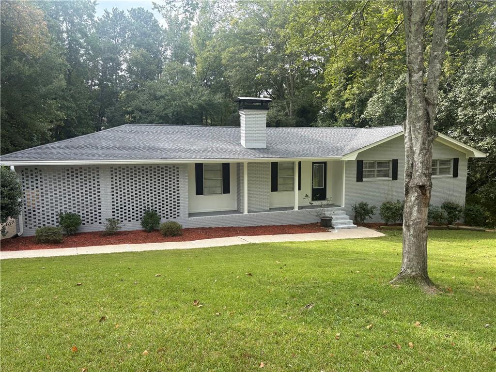 3717 Scarlet Dr., Douglasville, GA 30135