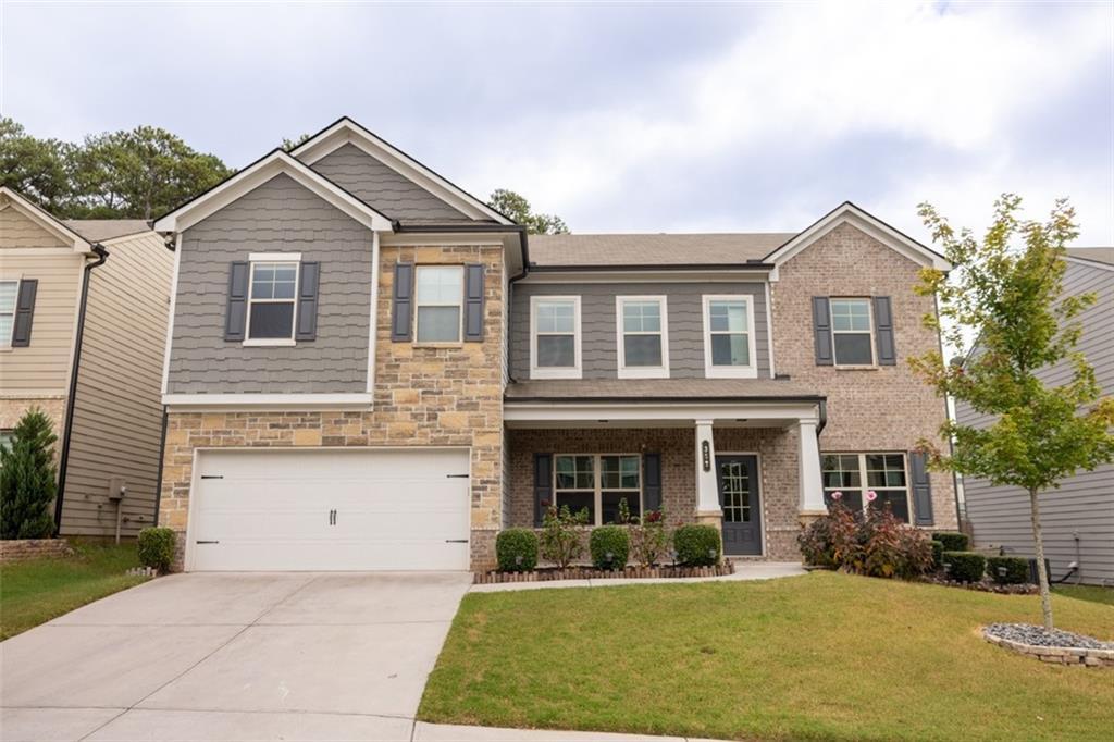 352 Newshaw Dr., Lawrenceville, GA 30046