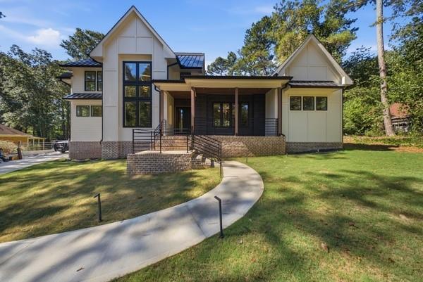 450 Dix Lee On Dr., Fayetteville, GA 30214