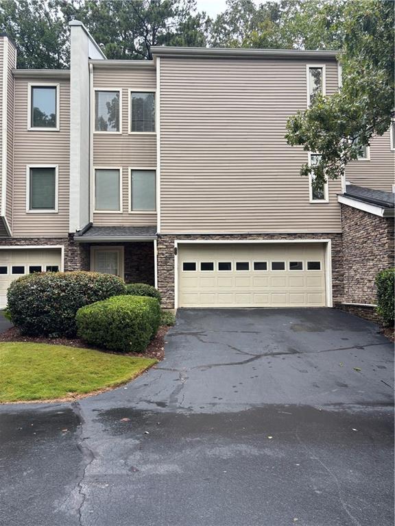 12 Basswood Cir., Sandy Springs, GA 30328