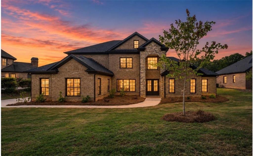 5286 Brookhollow Dr., Douglasville, GA 30135