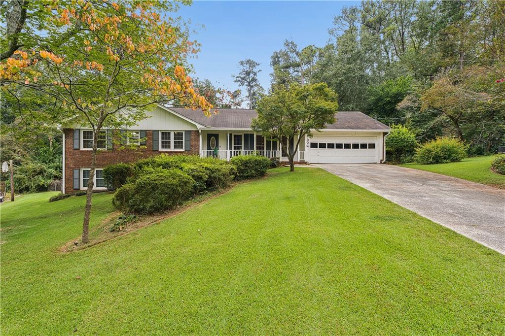 1694 Bent River Dr., Lilburn, GA 30047