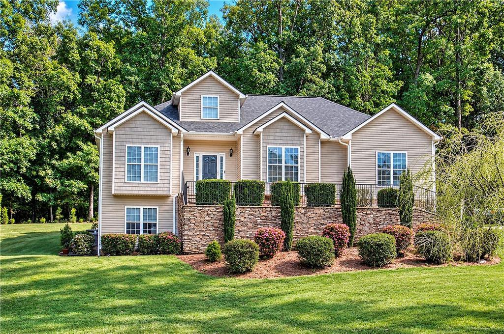 24 Lenox Dr., Cartersville, GA 30121