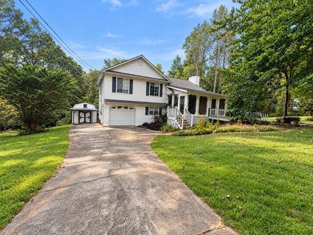 271 Hampton Ln., Ball Ground, GA 30107