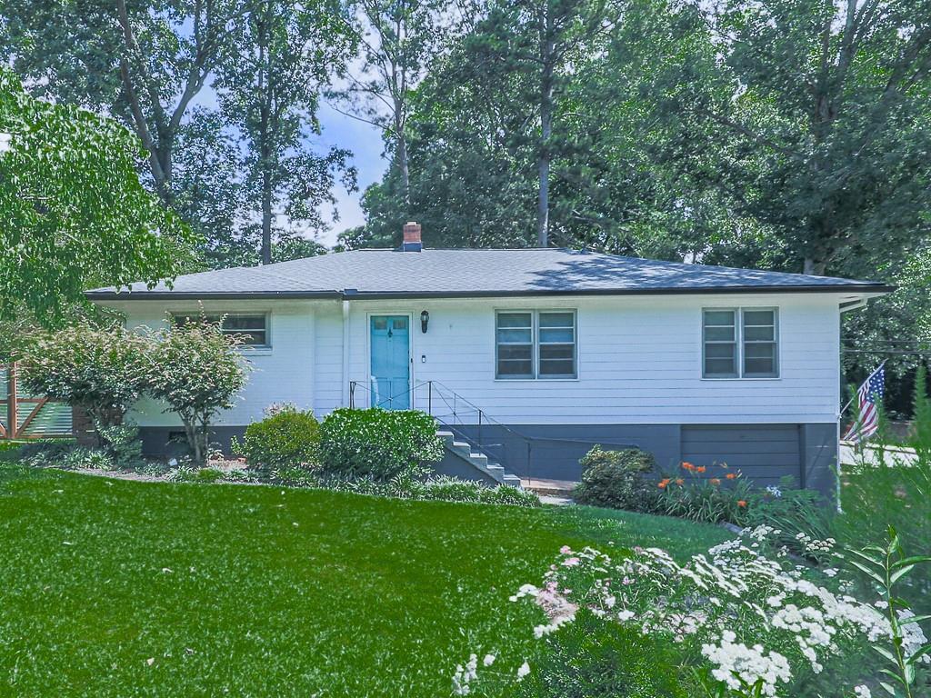 1043 Oakdale Dr., Smyrna, GA 30080