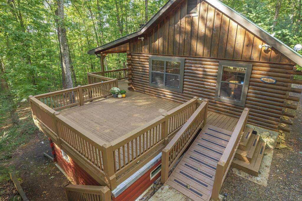 157 Sunrise Ln., Blue Ridge, GA 30513