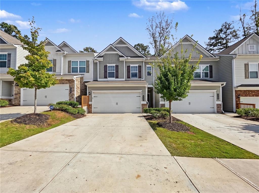 5741 Silver Lake Dr., Mableton, GA 30126