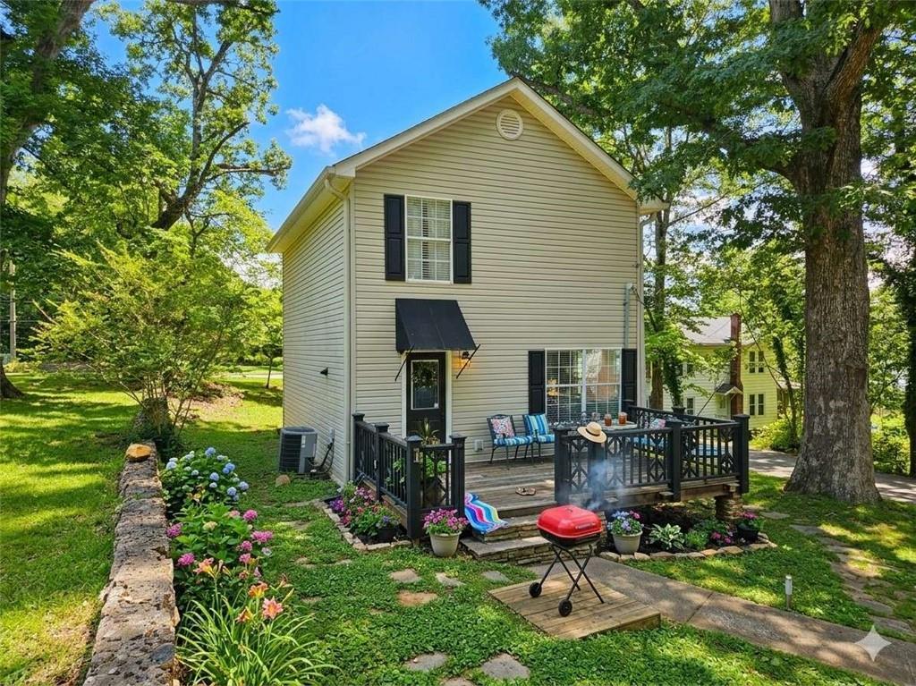 1326 Park Hill Dr., Gainesville, GA 30501
