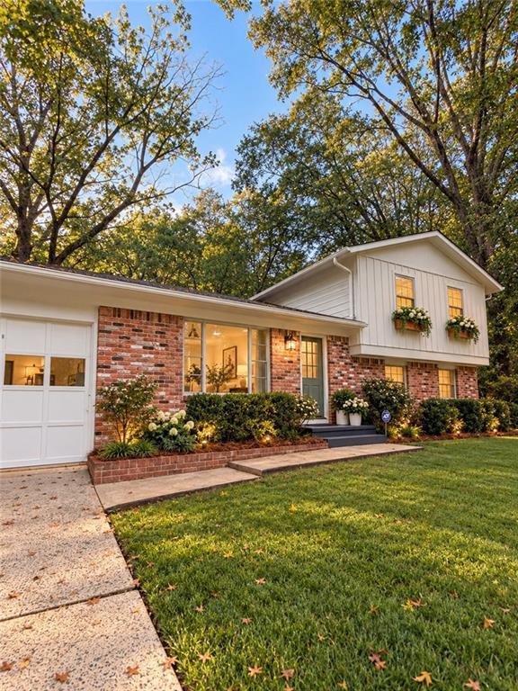 1655 Mohawk Pl., Smyrna, GA 30080