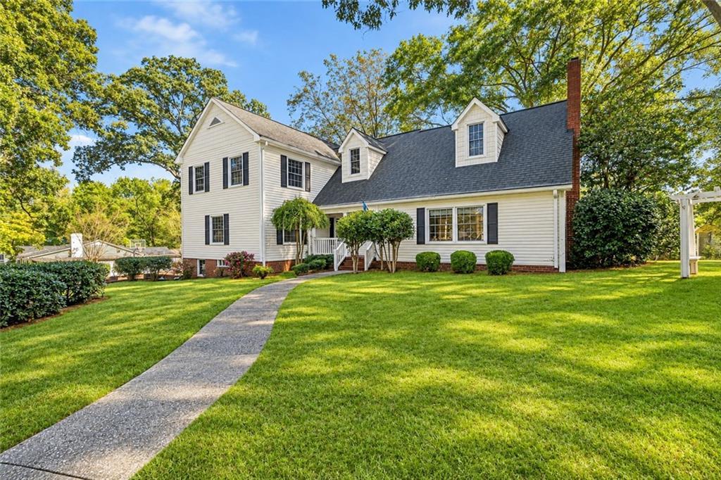 255 Head Ave., Tallapoosa, GA 30176