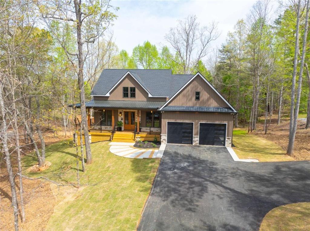 1050 Rainbow Cir., Cleveland, GA 30528