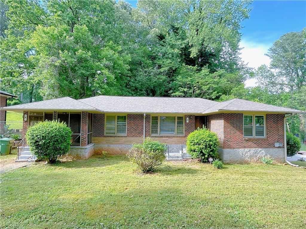 2141 Beecher Cir., Atlanta, GA 30311