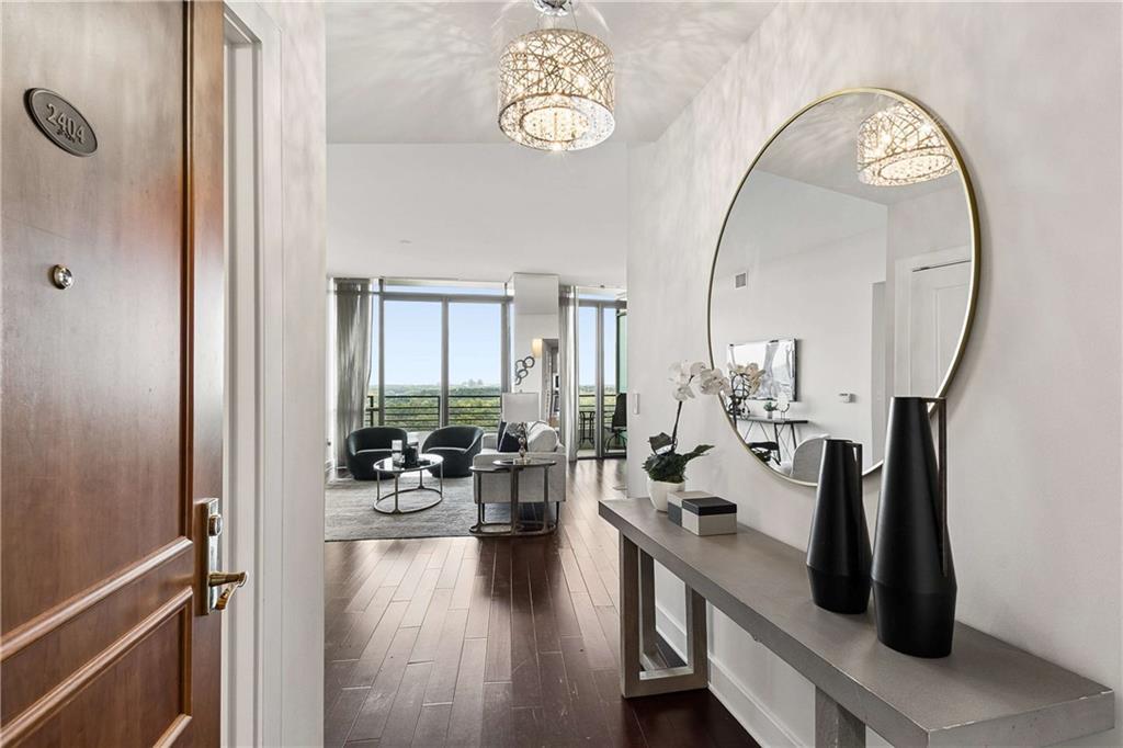 700 Park Regency Pl. #2404, Atlanta, GA 30326