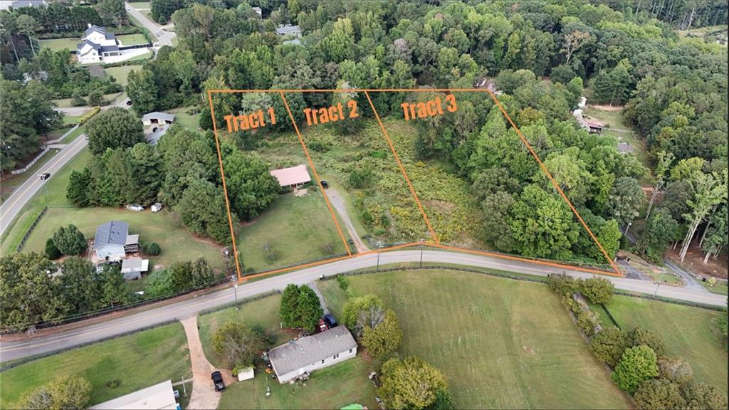 7582 Bates Dr., Alpharetta, GA 30004