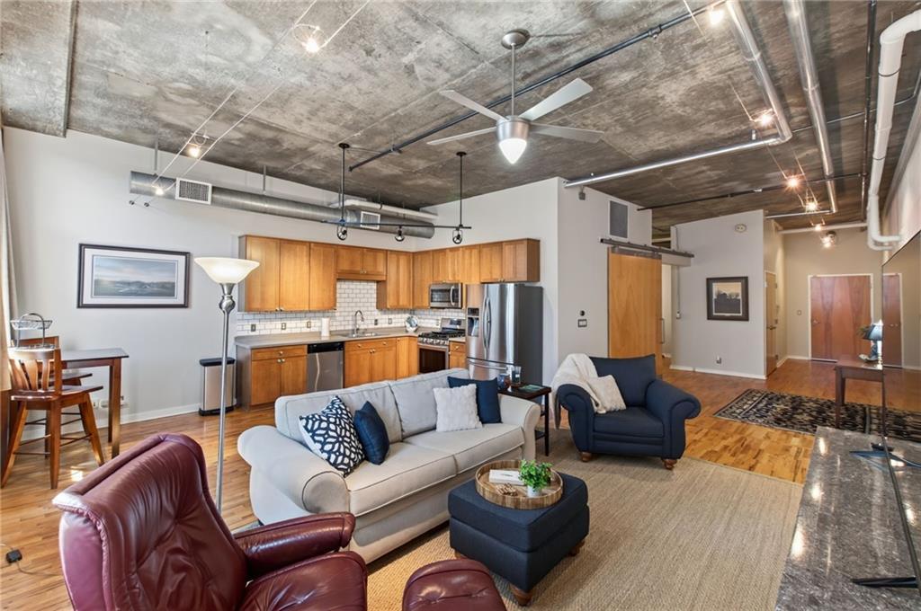 660 Glen Iris Dr. #407, Atlanta, GA 30308