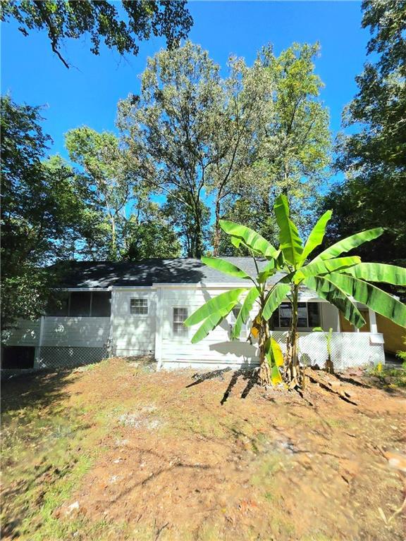 1057 Washington Ave., East Point, GA 30344