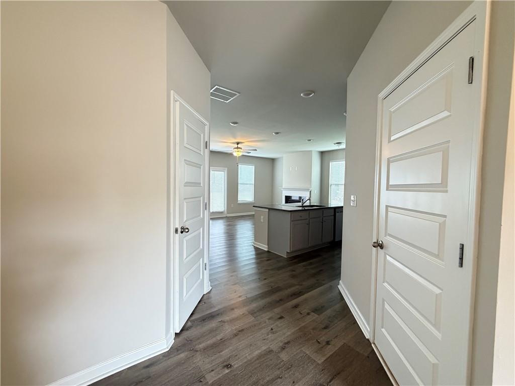 3665 Prospect Point Dr., Oakwood, GA 30566