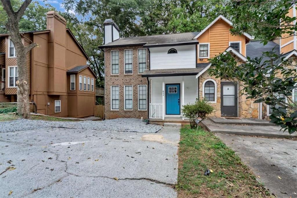 842 Brandy Oaks Ln., Stone Mountain, GA 30088