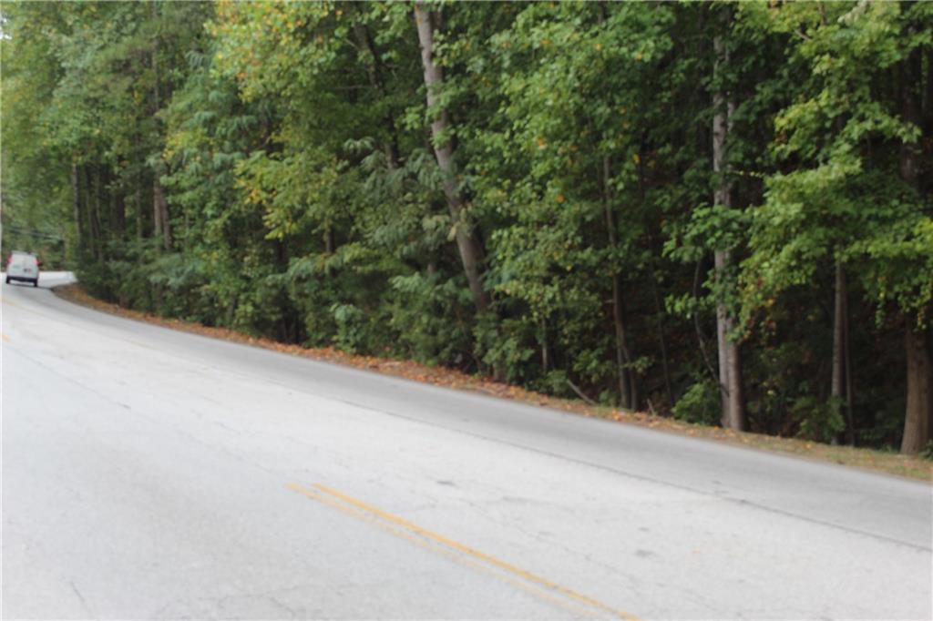 433 N Deshon Rd., Stone Mountain, GA 30087