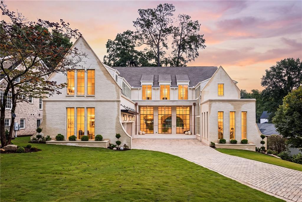 2785 Ashford Rd., Atlanta, GA 30319