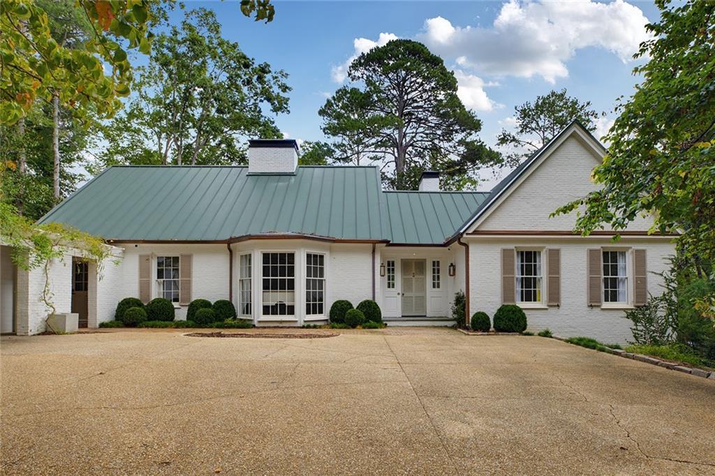 4061 Glen Devon Dr., Atlanta, GA 30327