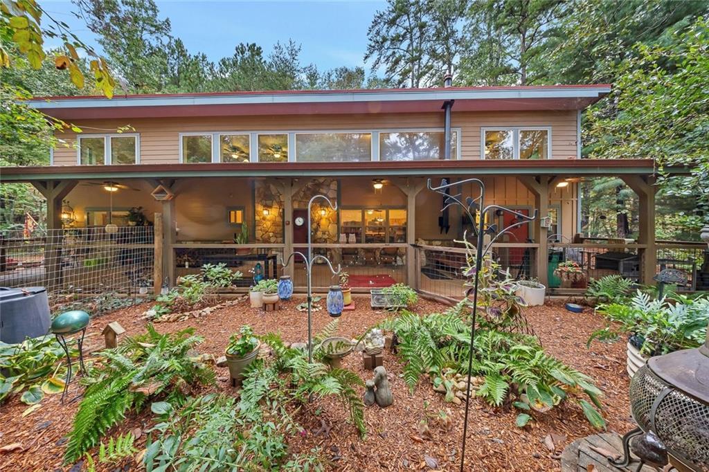 185 Sassafras Dr., Mineral Bluff, GA 30559