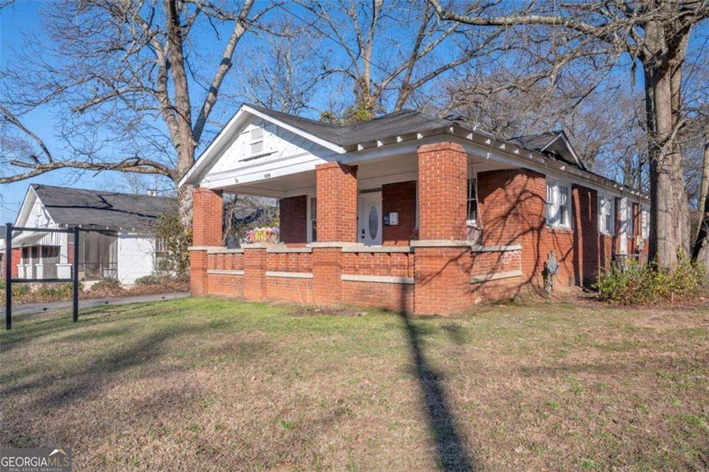 2882 Church St., East Point, GA 30344