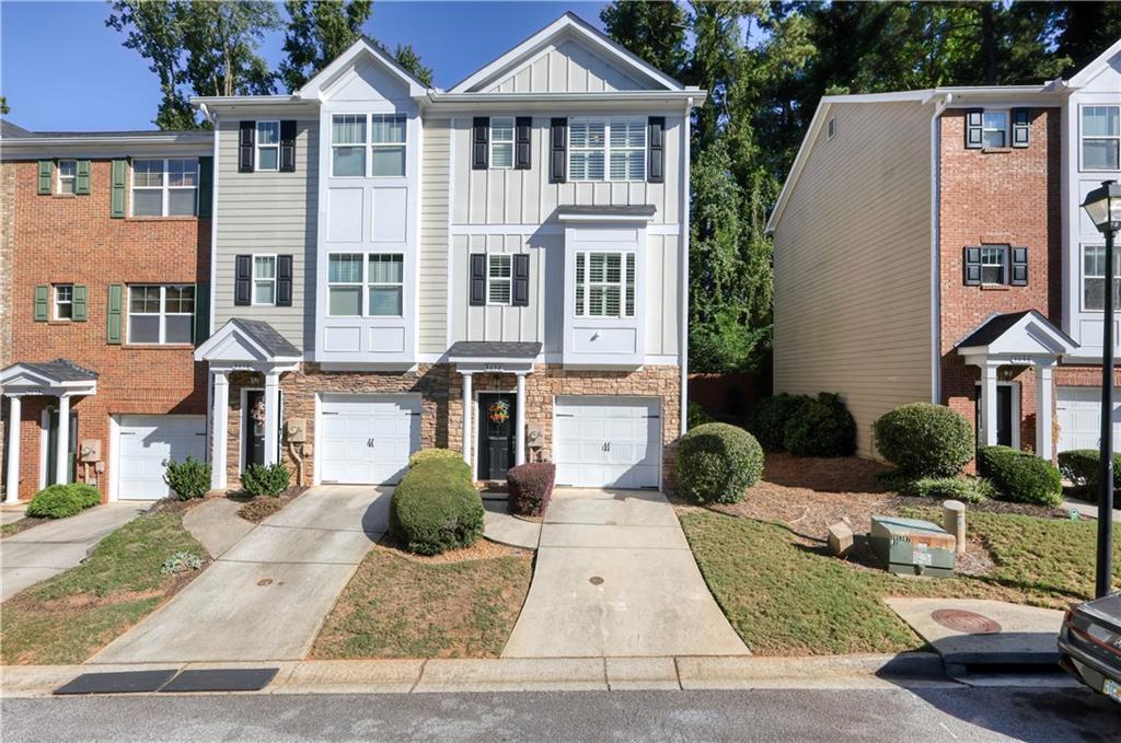 3052 Lauren Parc Rd., Decatur, GA 30032