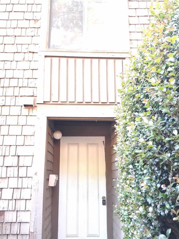 111 Willowick Dr., Lithonia, GA 30038