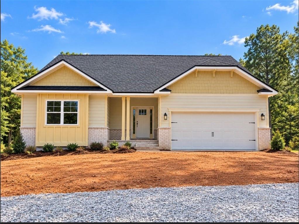 471 Spring Shadow Dr., Pendergrass, GA 30567