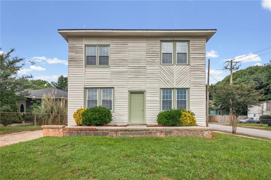 3097 East Point St., East Point, GA 30344