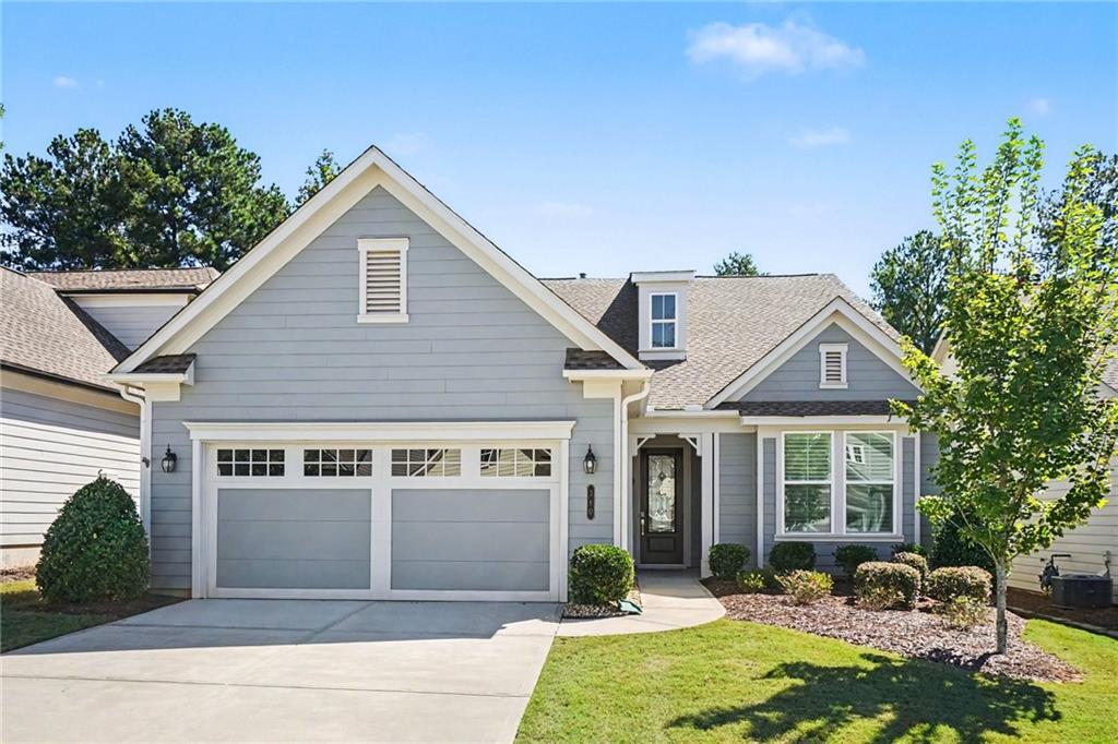 380 Falcon Way, Hoschton, GA 30548