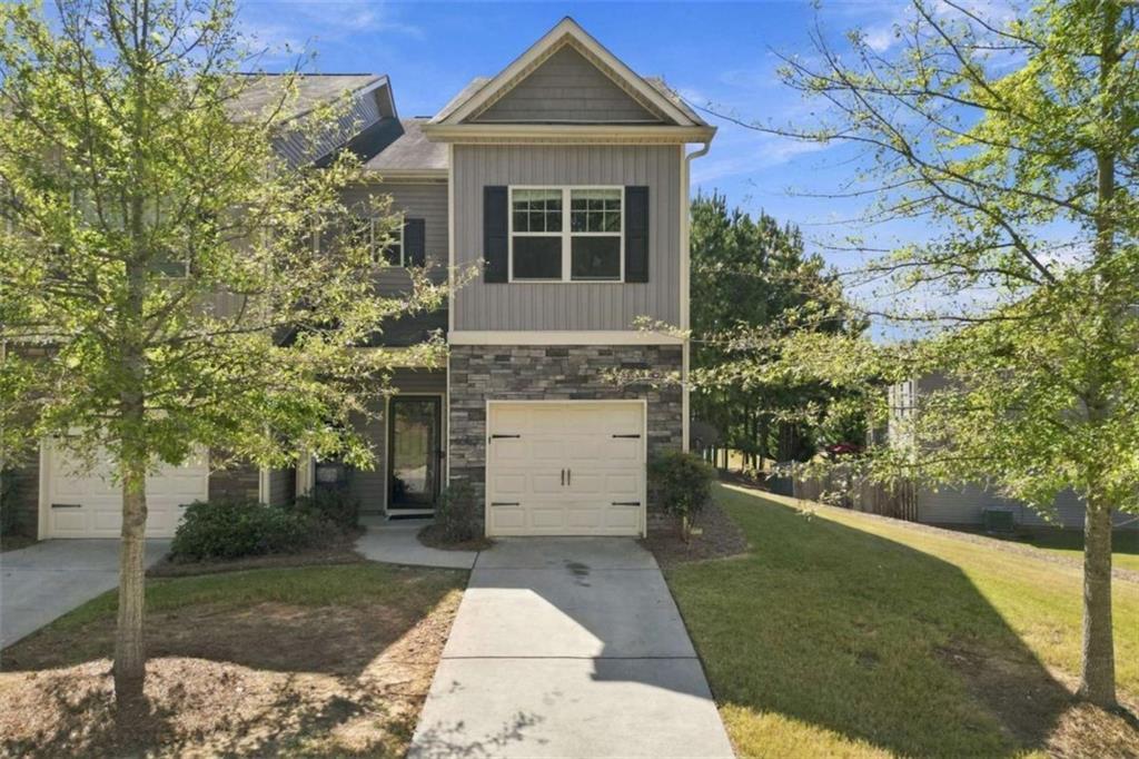 643 Oakside Pl., Acworth, GA 30102