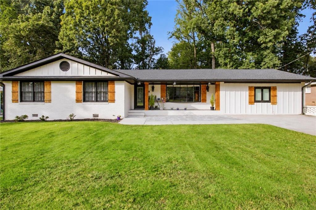 261 Lendon Ln., Lawrenceville, GA 30043