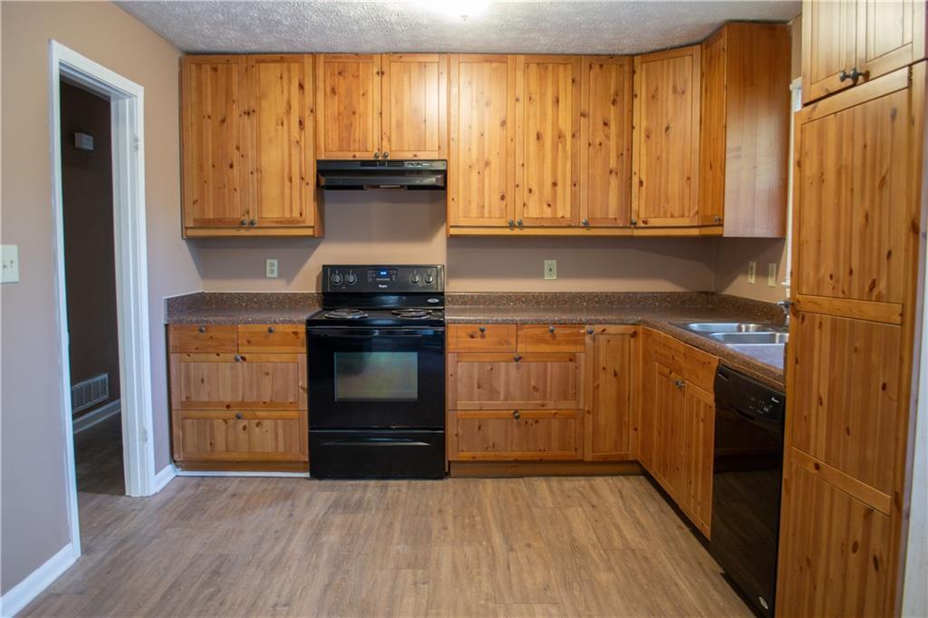 10787 Sanderling Ln., Jonesboro, GA 30238