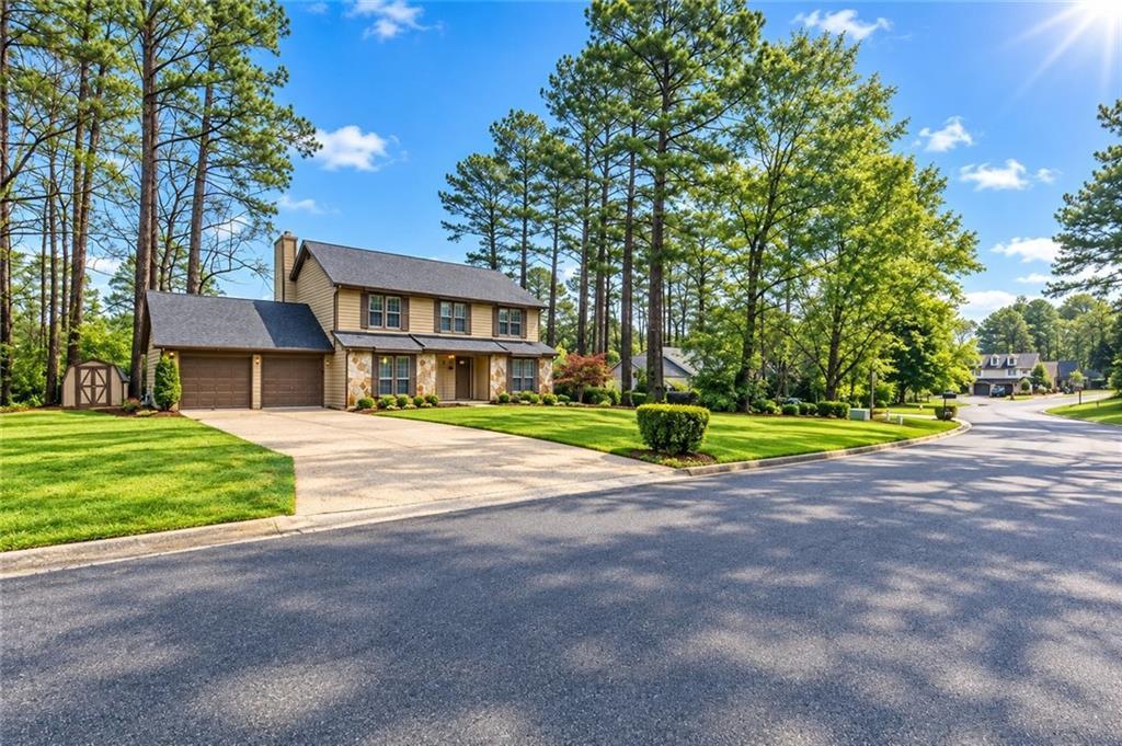 521 Roys Ct., Lawrenceville, GA 30044