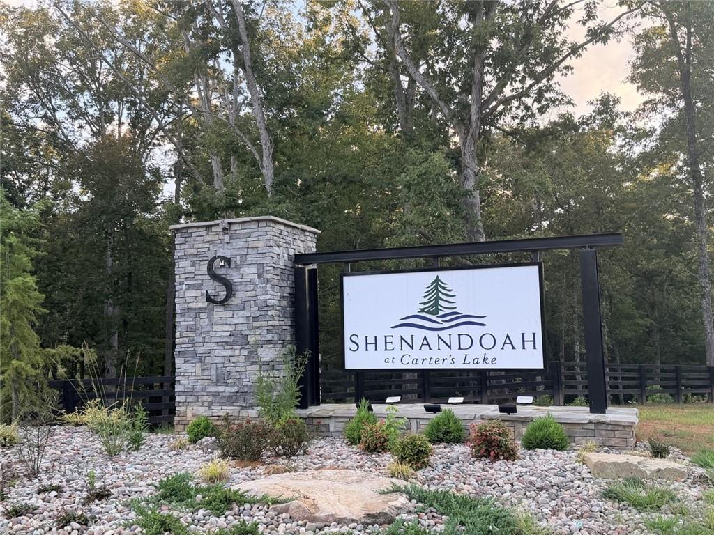 Lacey Springs Ln, Ellijay, GA 30540
