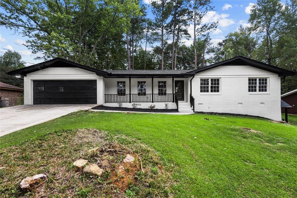 1674 Lamancha Dr., Lawrenceville, GA 30044