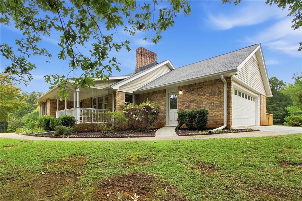552 Rich Davis Rd., Hiram, GA 30141