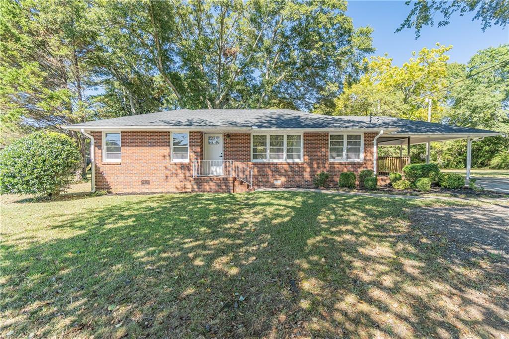 264 East Broad St., Winder, GA 30680
