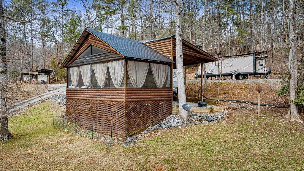 18 Second St., Ellijay, GA 30540