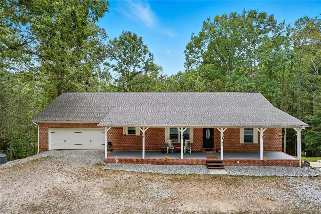 1190 Mill Creek Dr., Dawsonville, GA 30534