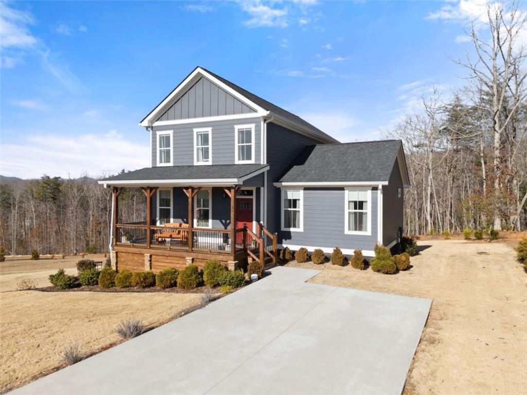 94 Boulder Ln., Cleveland, GA 30528