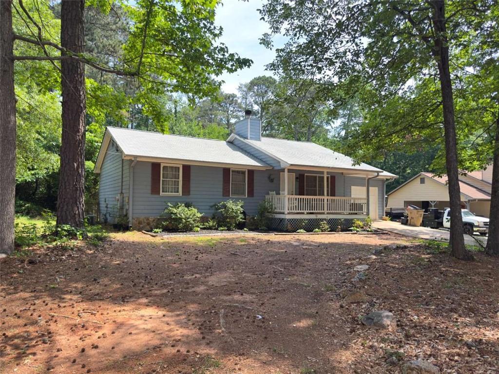 35 Pleasant Valley Rd., Mcdonough, GA 30253