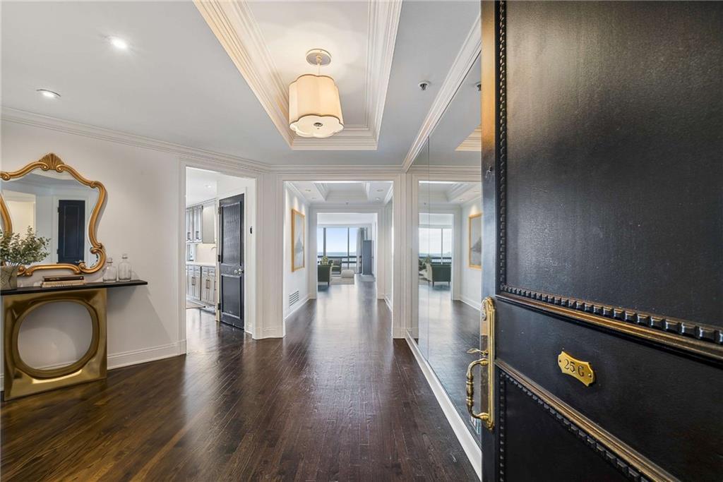 2660 Peachtree Rd. #25G, Atlanta, GA 30305