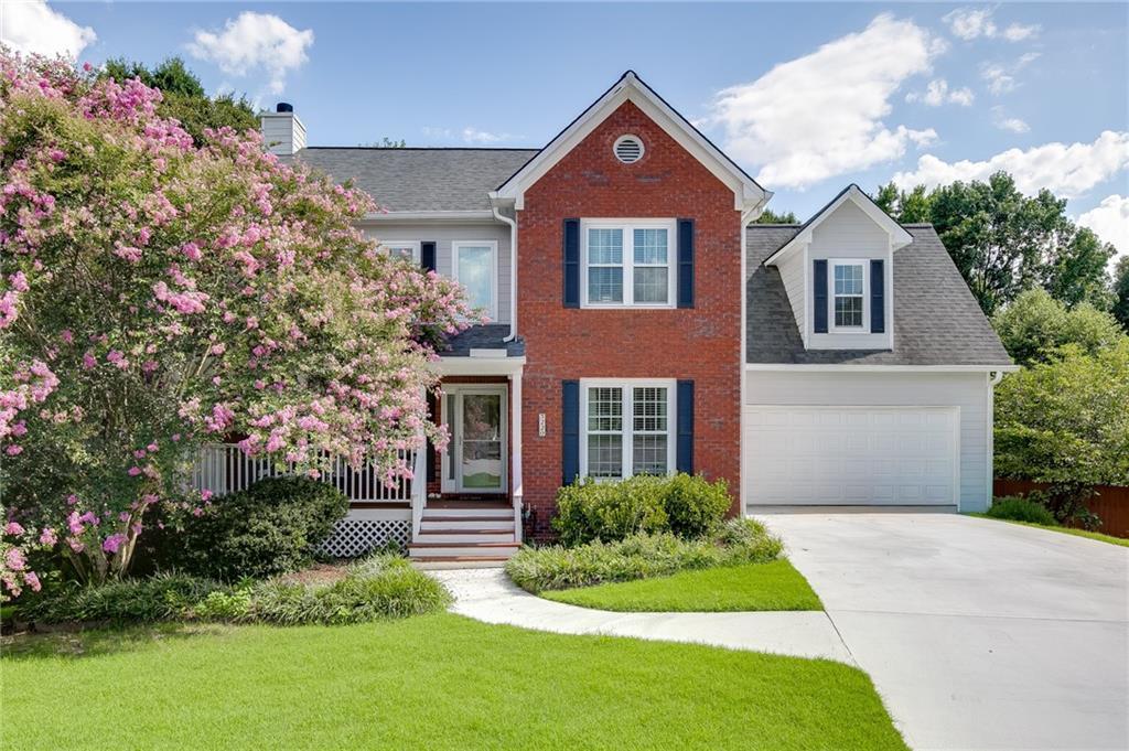 3220 Plantation Run Dr., Loganville, GA 30052