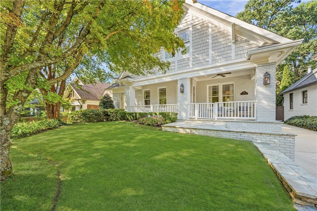 836 Yorkshire Rd., Atlanta, GA 30306