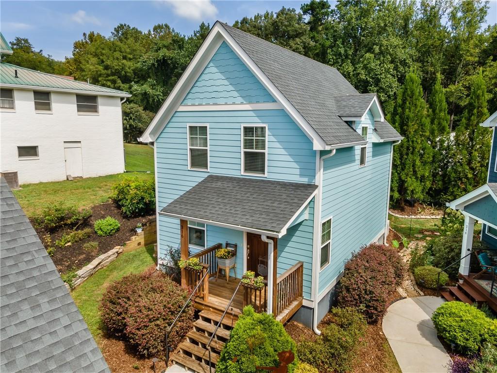 316 Cottage Ct., Ball Ground, GA 30107
